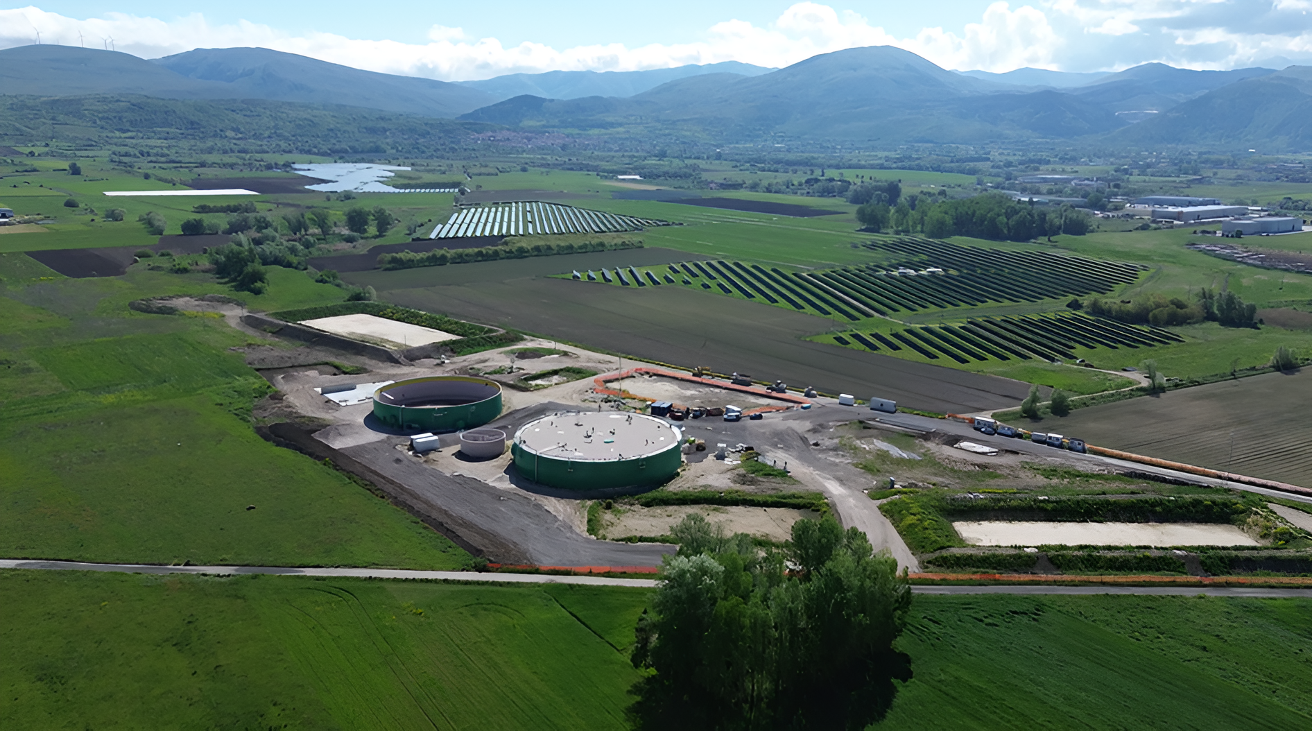 Picture: Construction works of the 500 Nm3/h BIOGEST-PowerRing Collarmele biomethane project in Italy.