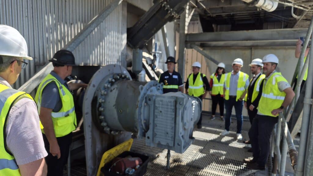 Hands-on insight: Participants of the technical event tour the Kompogas biogas facility in San Luis Obispo. (© UGN Umwelttechnik GmbH)